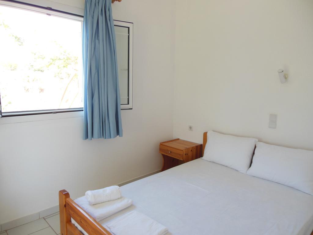 Helonata Apartments Arkoudi Extérieur photo
