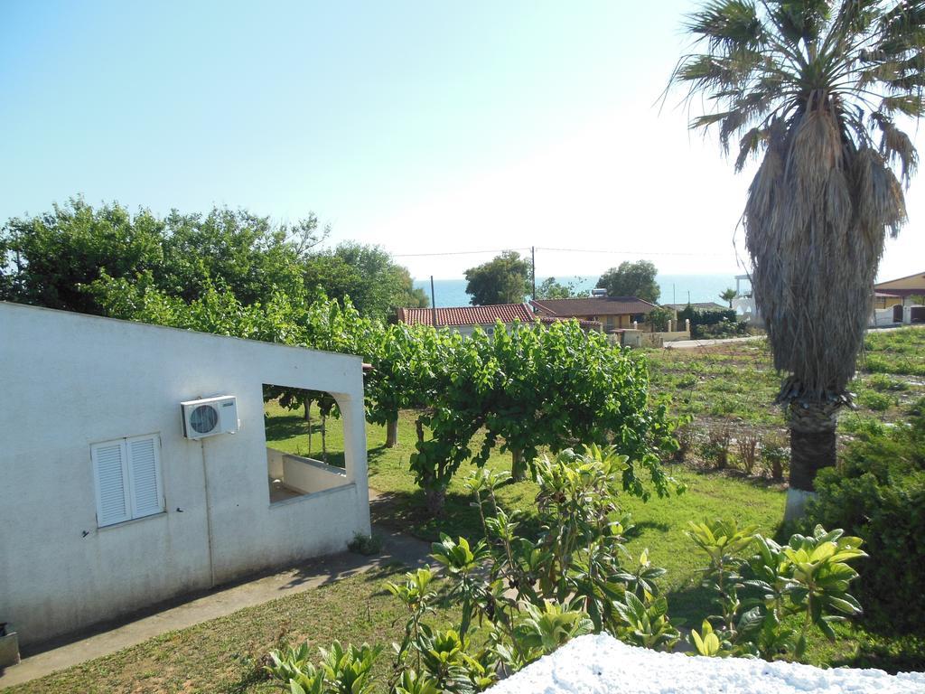 Helonata Apartments Arkoudi Extérieur photo