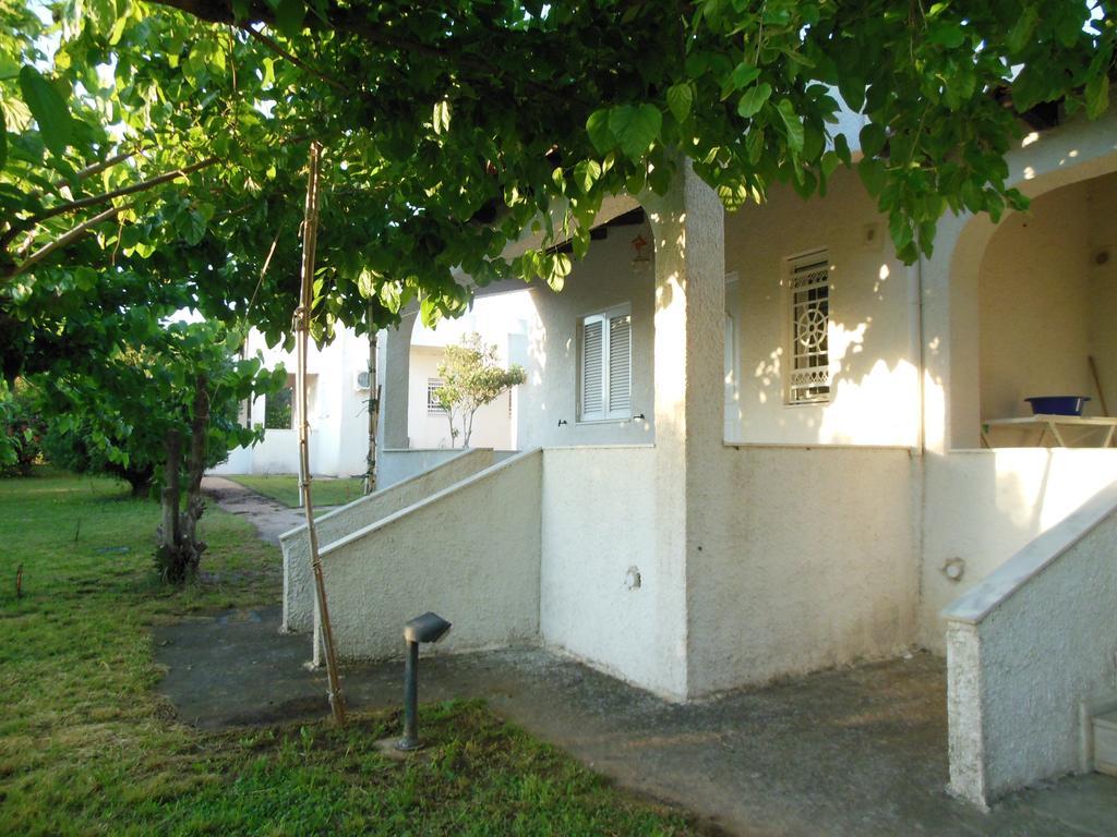 Helonata Apartments Arkoudi Extérieur photo